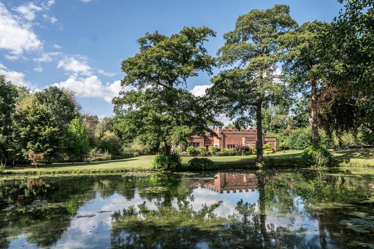 New Hall Hotel & Spa, Birmingham Buitenkant foto